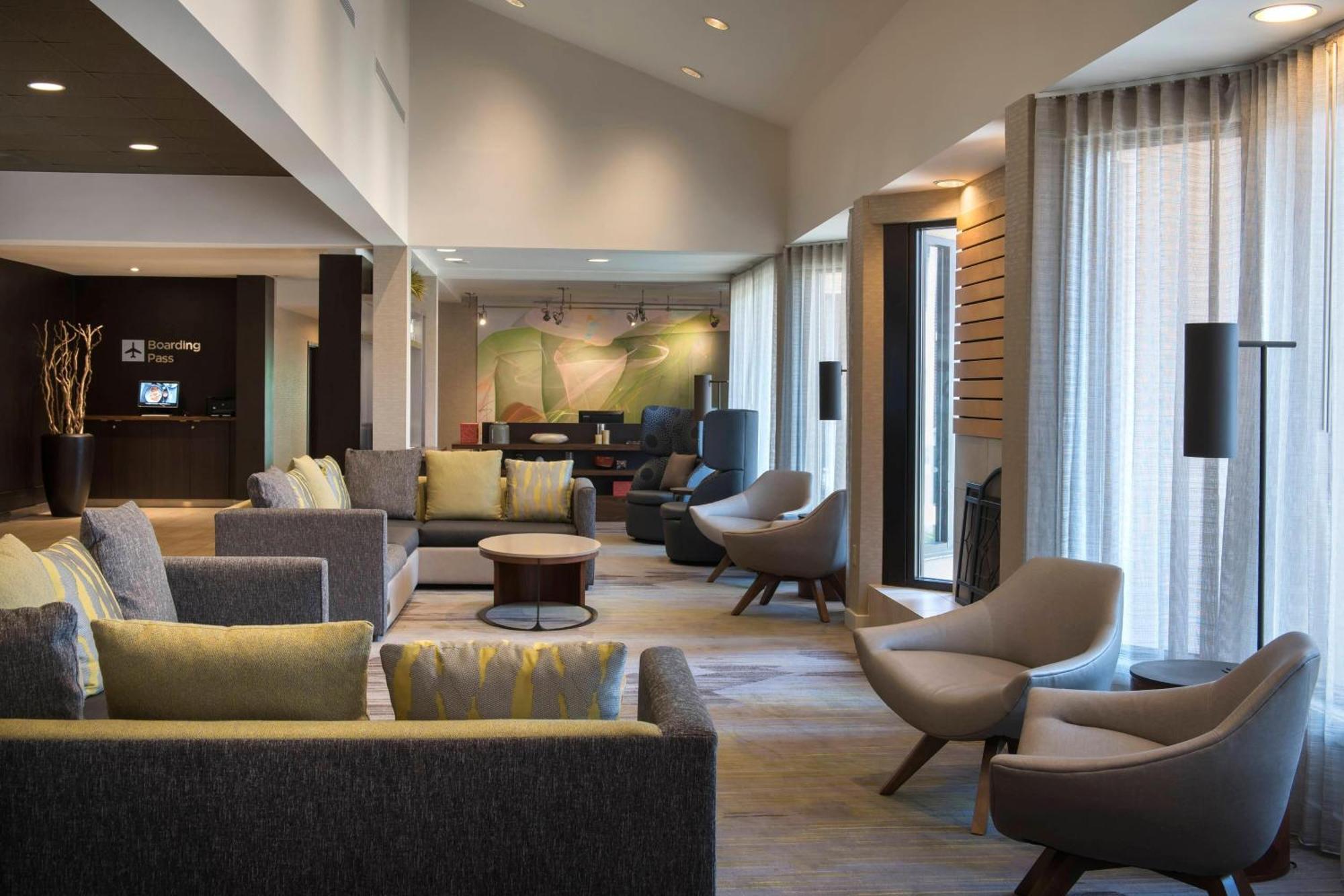 Courtyard By Marriott Boston Norwood/Canton Exterior photo